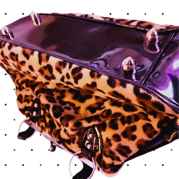 Luxe De Ville fuzzy feel handbag/purse - Picture 6 of 6